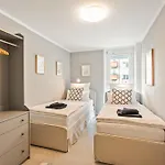 Apartment Livinglike-apartment - & Spacious With Balkony & Garage, Coffee - 103m2 Pforzheim