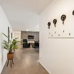 Livinglike-apartment - & Spacious With Balkony & Garage, Coffee - 103m2 公寓 普福尔茨海姆