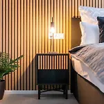 公寓 Livinglike-apartment - & Spacious With Balkony & Garage, Coffee - 103m2 *