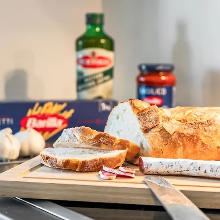 Livinglike-apartment - & Spacious With Balkony & Garage, Coffee - 103m2 *