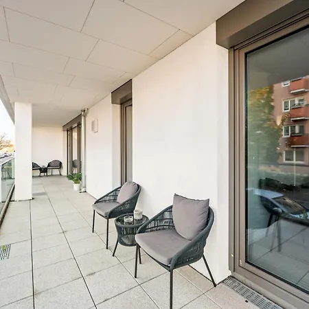 דירה Livinglike-apartment - & Spacious With Balkony & Garage, Coffee - 103m2